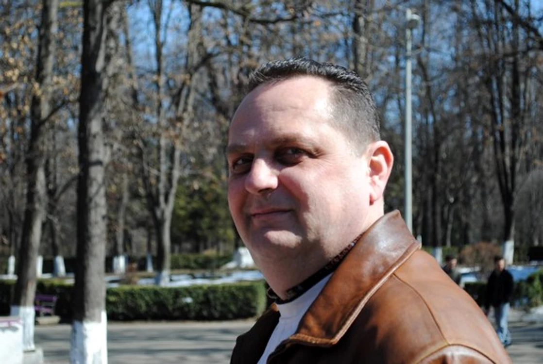 
    † Dan Pătatu (55 de ani)   