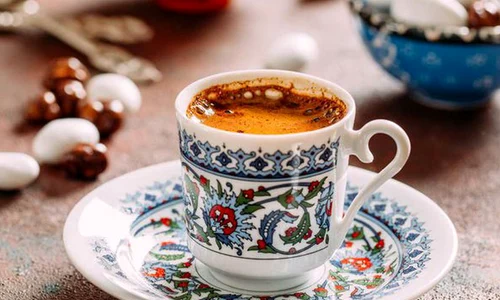 O cafea la Istanbul, în ceşti şi ntre coperte jpeg