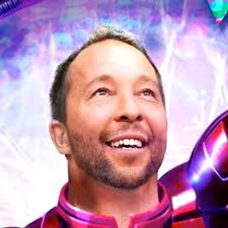 
    DJ Bobo  