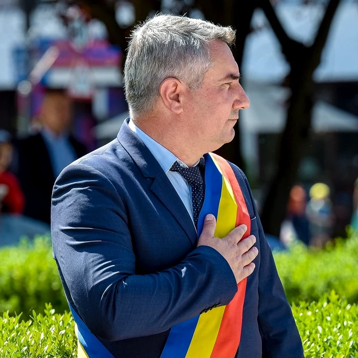 Primarul din Făgăraş a cerut depolitizarea şcolilor din oraş FOTO Arhiva personală