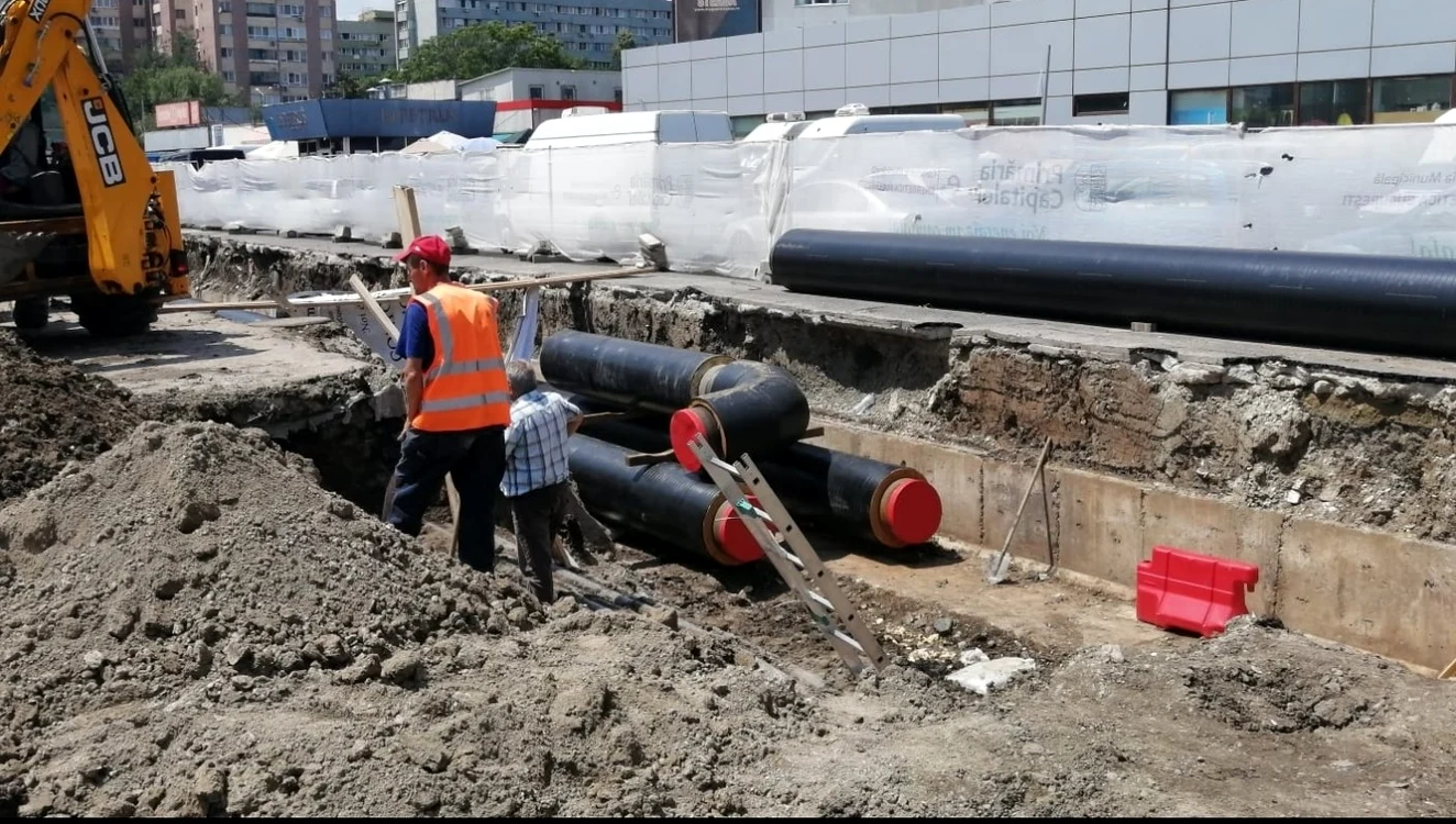 Groapa cu pricina, spun cei care stau în zonă, este în aceeaşi stare de la începutul lunii decembrie Foto ilutrativă Economica.net