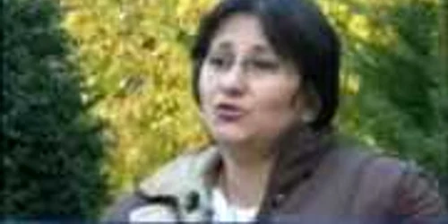 Carmen, asistenta medicală care susţine că s-a vindecat de epilepsie prin Flacăra violetă