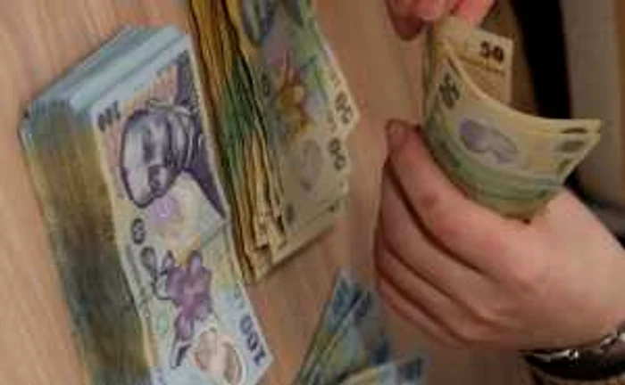 Sălăjenii ar urma să câştige în 2015, în medie, 1.400 de lei pe lună