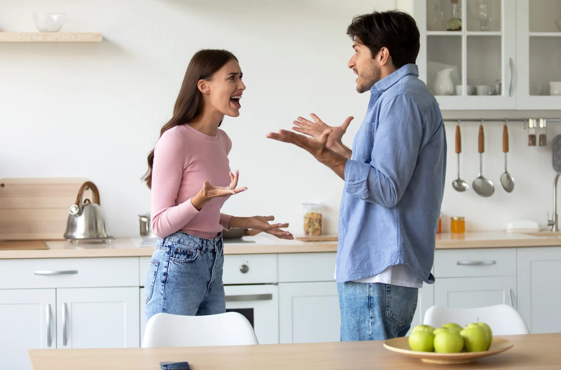 cuplu care se ceartă  foto   Shutterstock jpg