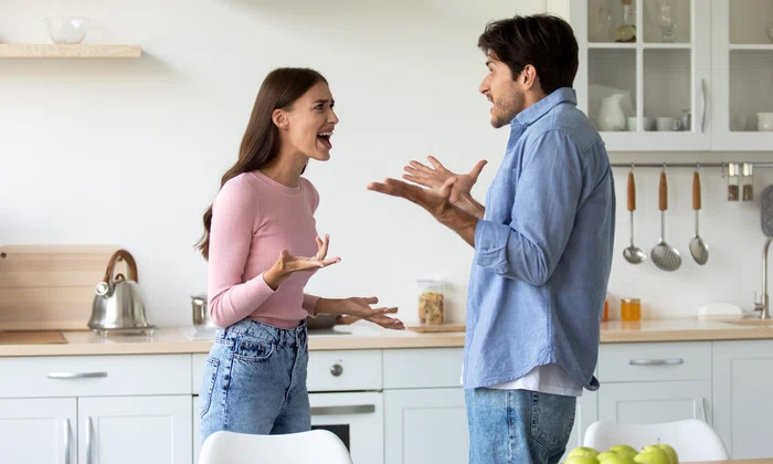 cuplu care se ceartă foto Shutterstock jpg