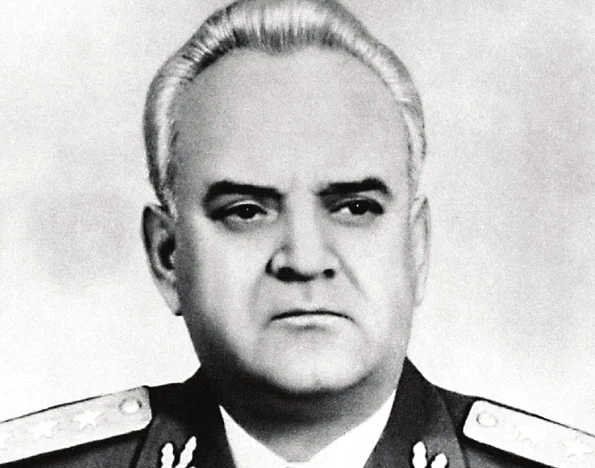 Vasile Milea, şef al Marelui Stat-Major al Armatei Române (1980-1985) şi ministru al Apărării Naţionale (1985-1989)