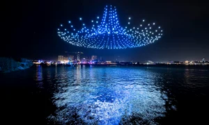 spectacol cu drone la mare jpg