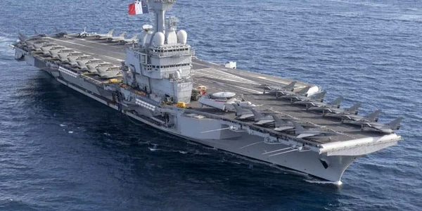 portavionul  Charles de Gaulle jpg