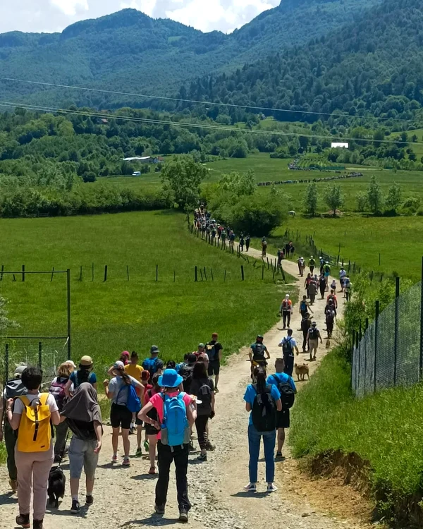 Inaugurarea traseului Terra Borza Teutonica. Sursă foto: Facebook/ Visit Zărnești