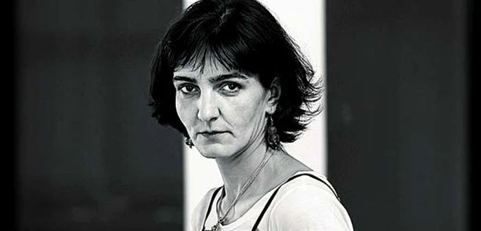 Vava Ştefănescu se luptă pentru existenţa dansului contemporan românesc FOTO: Cristian Crisbăşan