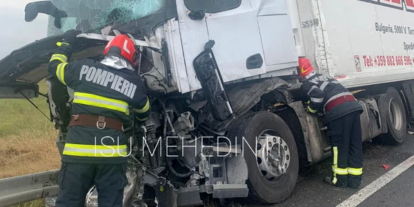 mehedinti accident tiruri ISU2 jpg