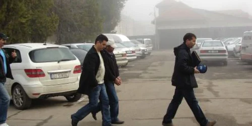 Urmăriţii au fost reţinuţi cu ajutorul poliţiştilor greci