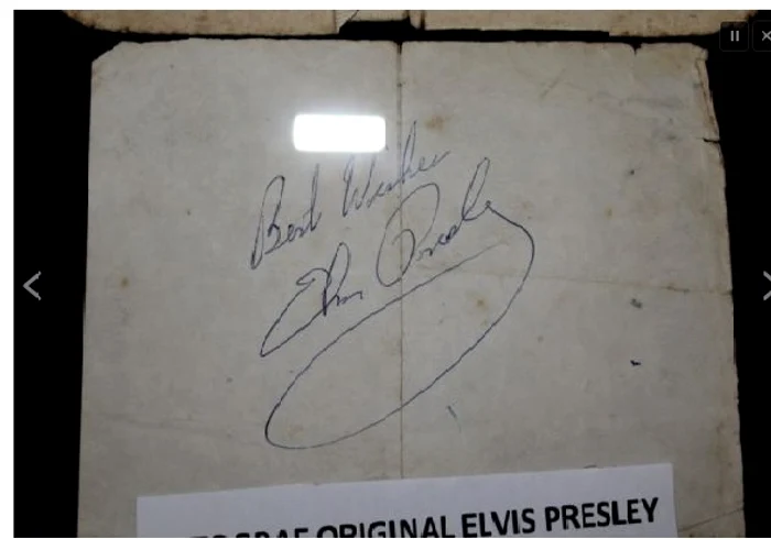 Autograful lui Elvis FOTO Cosmin Zamfirache