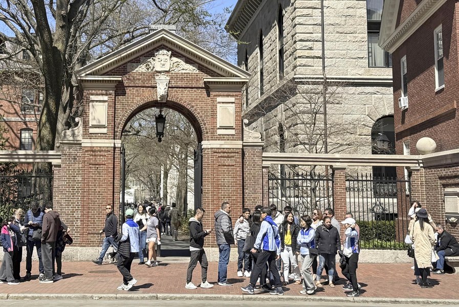 Mărturia unui student român la Harvard după decizia administrației Trump: „Toată lumea e șocată”