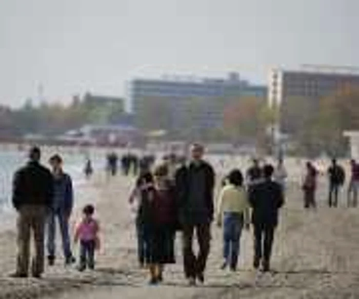 A fost emisă prognoza meteo pentru următoarele două săptămâni, de 1 Mai vremea la mare fiind mai rece decât în normal, cu maxime de 19 grade FOTO Adevărul