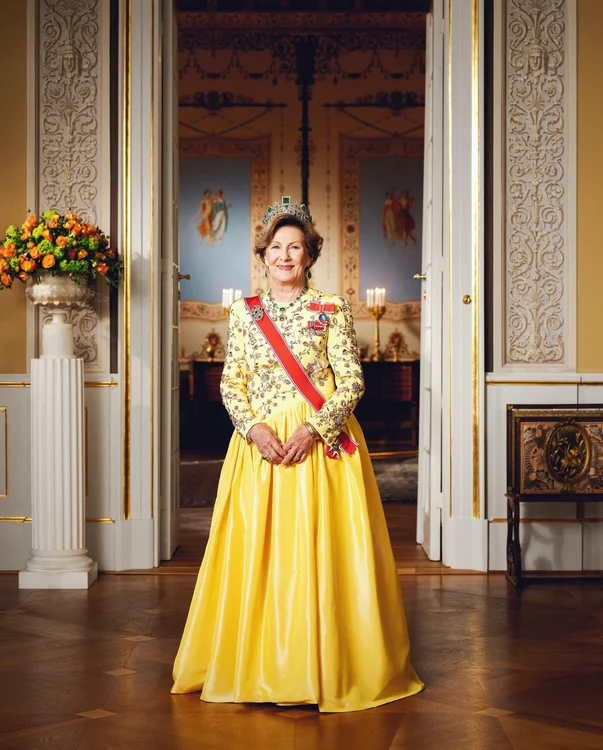 Regina Sonja are și ea o vârstă venerabilă și multiple afecțiuni.