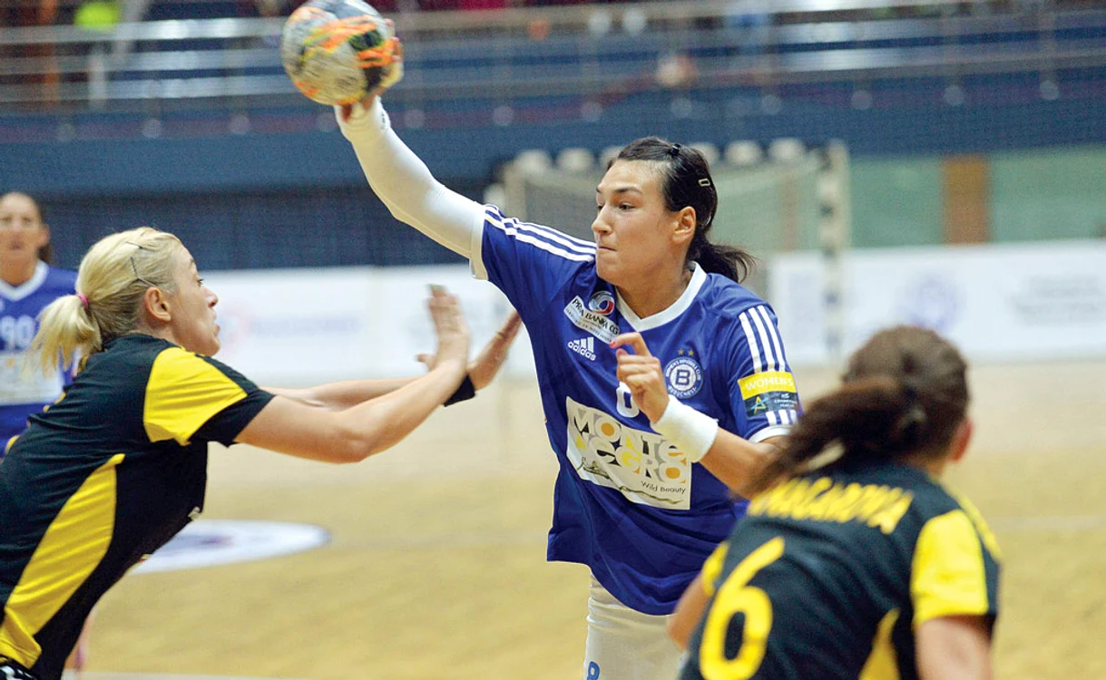 
    Cristina a avut  piciorul  imobilizat  în 2013Foto: Mediafax/sportpictures.eu  