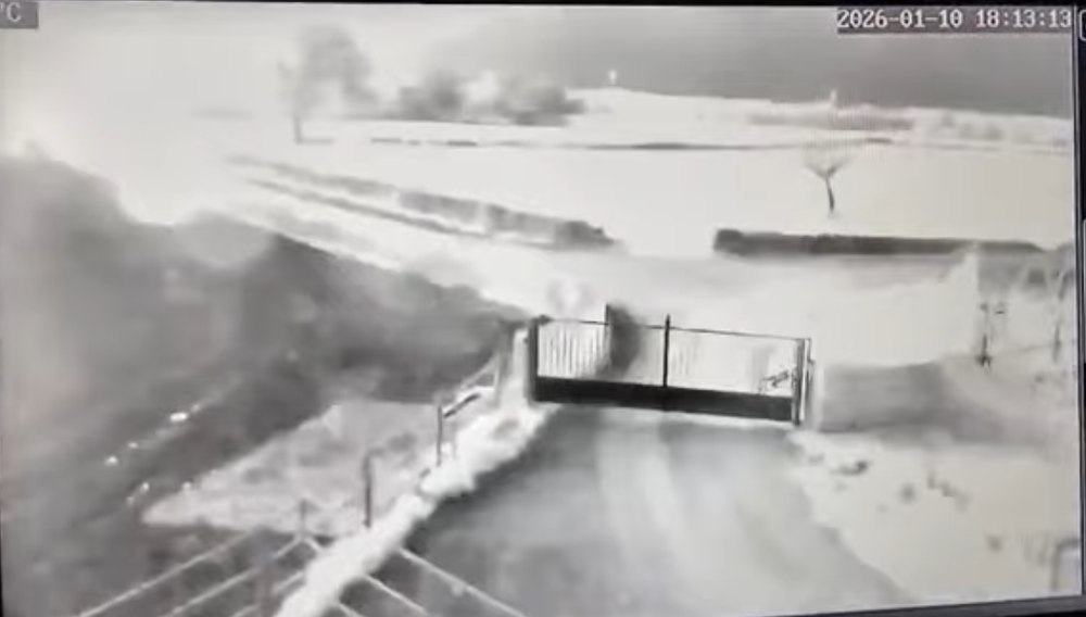 Sudul Italiei, zguduit de ceea ce pare a fi căderea unui meteorit. Zgomotul a fost perceput simultan în mai multe localități, ceea ce alimentat neliniștea 