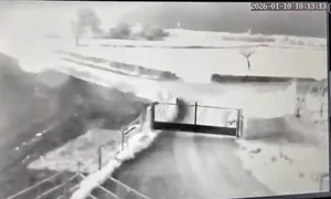 cadere meteorit Bari captura  Youtube Tutto Bari News png