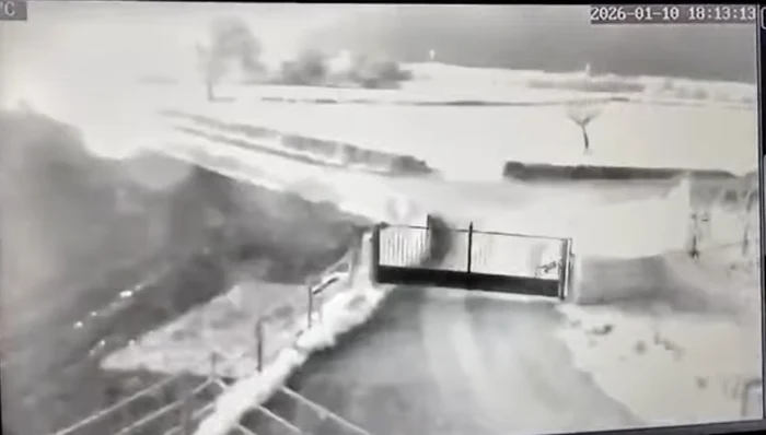 VIDEO Sudul Italiei, zguduit de ceea ce pare a fi căderea unui meteorit. Zgomotul a fost perceput simultan în mai multe localități, ceea ce alimentat neliniștea