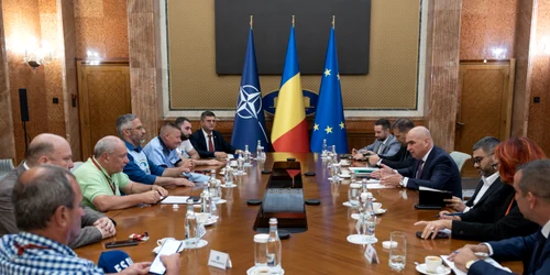 Bolojan, întâlnire cu sindicatele FOTO gov.ro