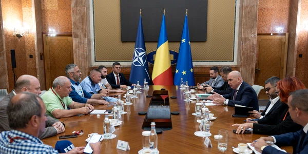 Bolojan, întâlnire cu sindicatele FOTO gov.ro