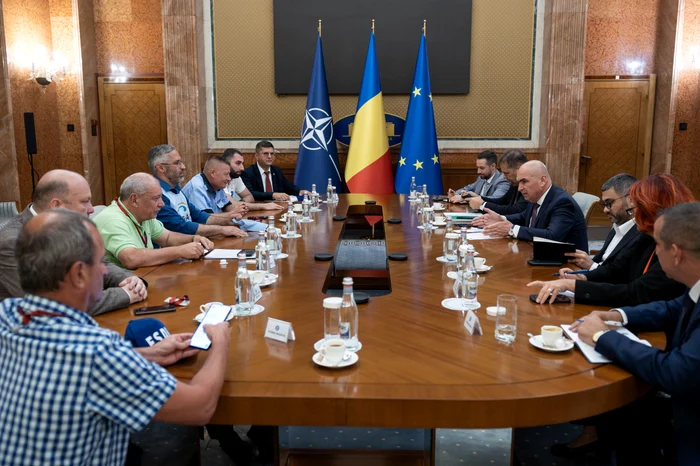 Bolojan, întâlnire cu sindicatele FOTO gov.ro