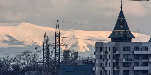 Cum se văd Munţii Banatului din Timişoara FOTO Răzvan Vitionescu