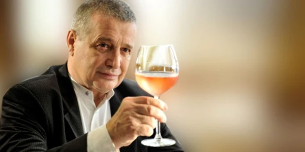 Mircea Dinescu