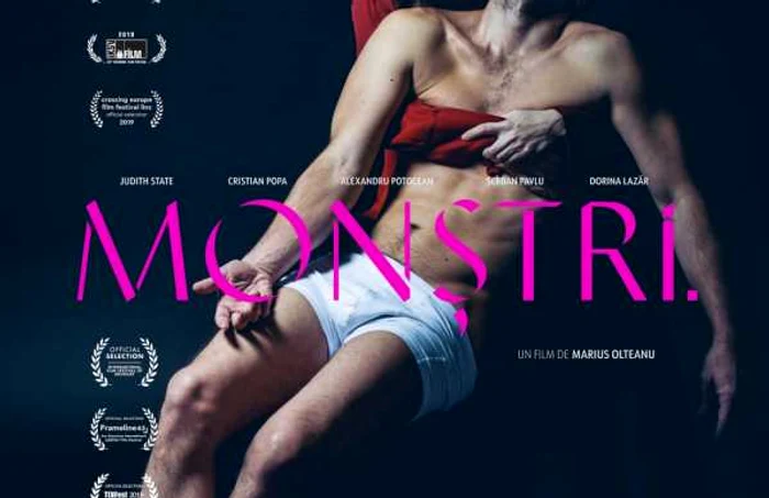 Monstri.