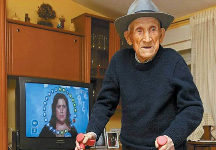 
    Bărbatul s-a născut pe data de 24 iulie 1901  