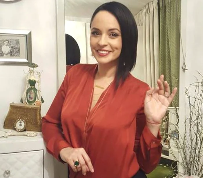 Așa arăta Andreea Marin, la vârsta de 20 de ani, când prezenta „Țara lui Piticot”foto: Arhiva Personală