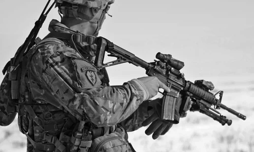 soldat impuscat png