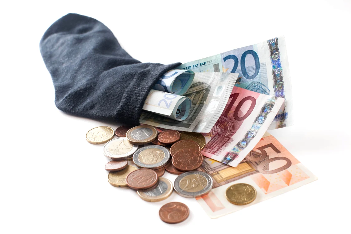 Banii CNC şi regulamentele de finanţare jpeg