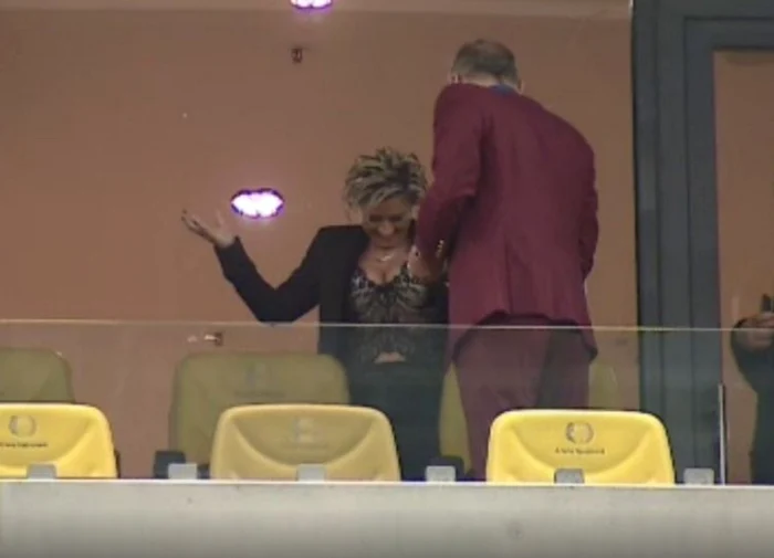 Gigi BEcali nu a ezitat să critice amical felul în care a venit îmbrăcată