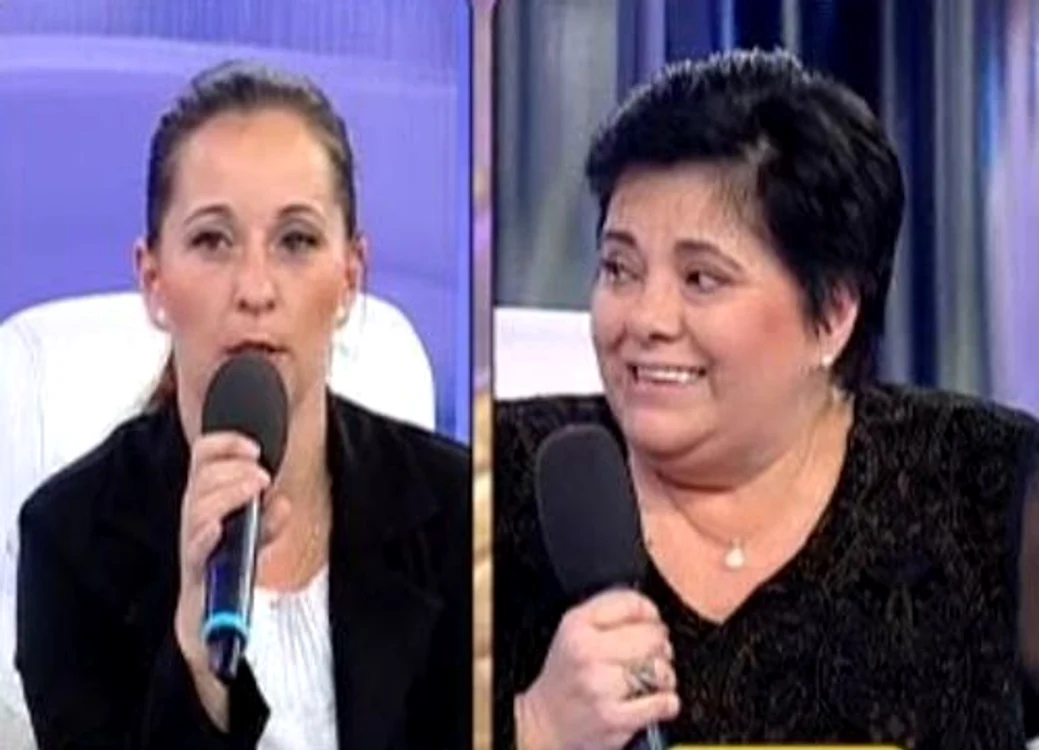 
    Simona Marcu şi Anca Marina, fiica şi respectiv fosta soţie ale lui Nae Lăzărescu (captură Antena 1)  