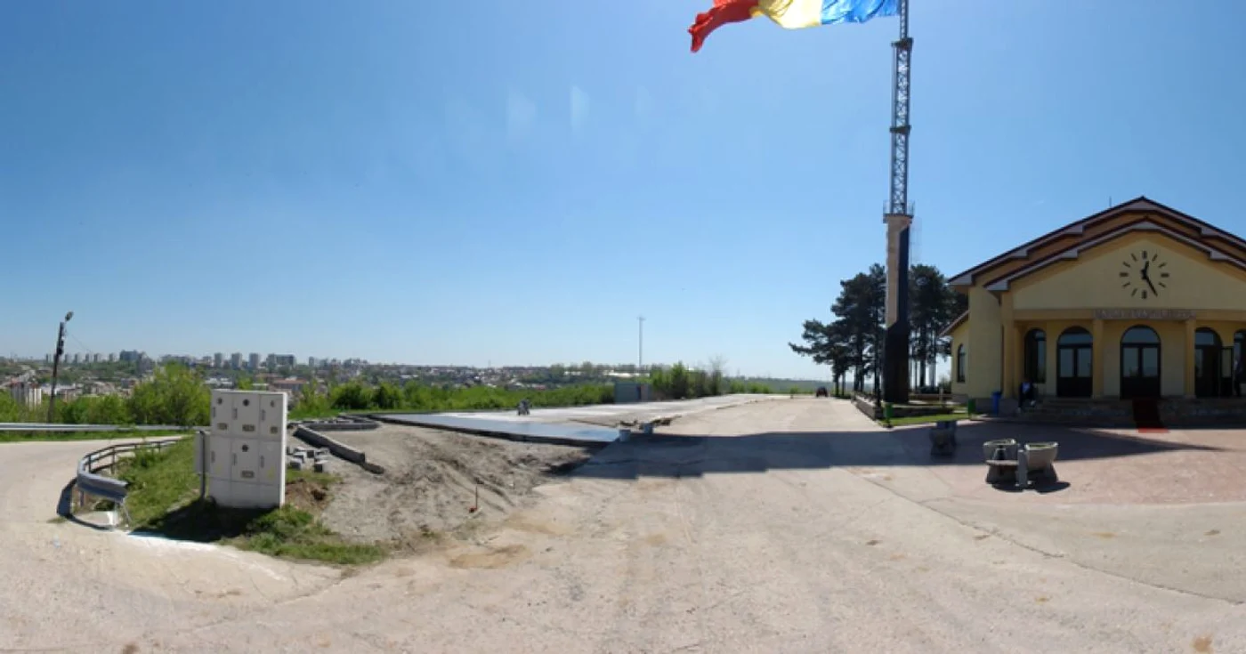 Noua parcare amenajată pe Dealul Grădişte are o lungime apreciabilă şi este aproape gata...