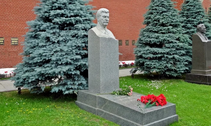 Ruşii consideră că Stalin a fost cea mai importantă personalitate din istorie jpeg