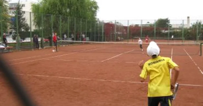 Piteşti: "Cupa de Toamnă" la tenis de câmp