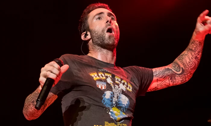 Maroon 5 in concert jpeg