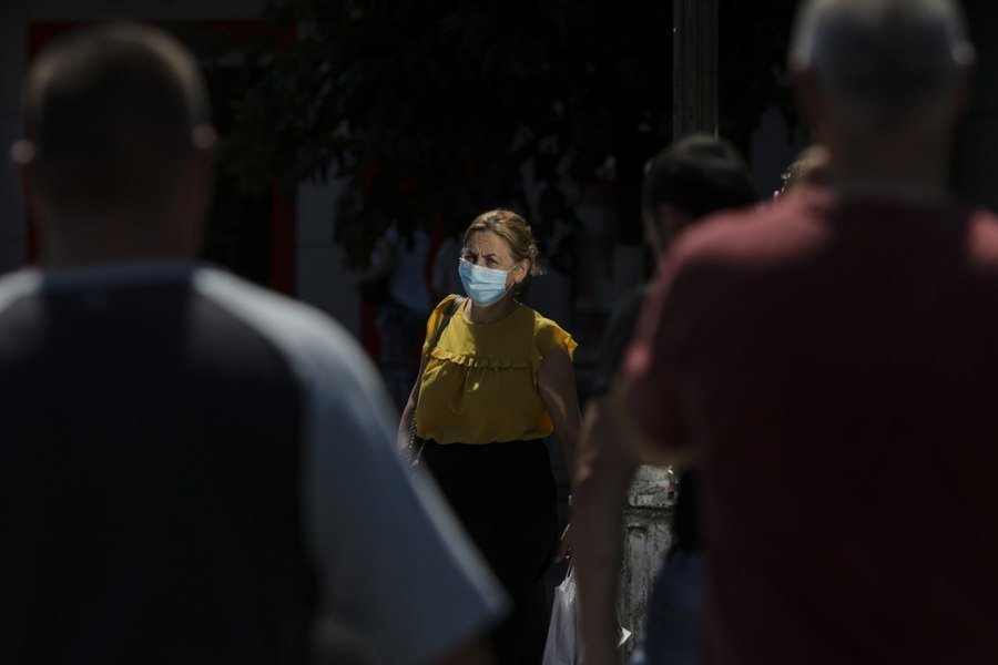 „Super-gripa” mutantă face ravagii într-o țară din Europa. Spitale pline, școli închise, oamenii sunt îndemnați să poarte mască