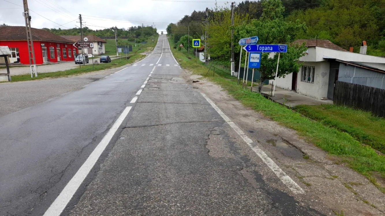 DN 67 B e praf în Olt
