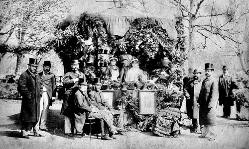 Chioșc în Parcul Cișmigiu, la sfârșitul secolului al XIX-lea (© Wikimedia Commons)