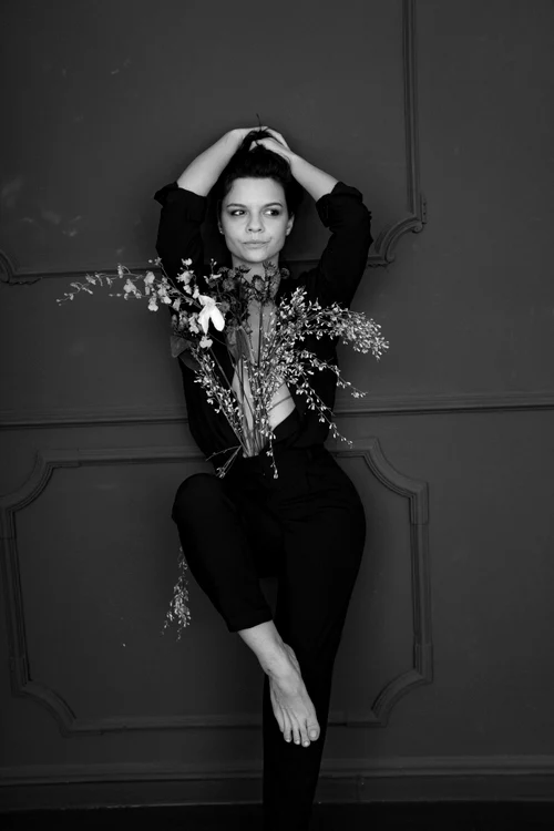 Mădălina Craiu alb-negru,