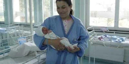Şase băieţi au venit pe lume la Maternitatea Bacău în noaptea de Înviere