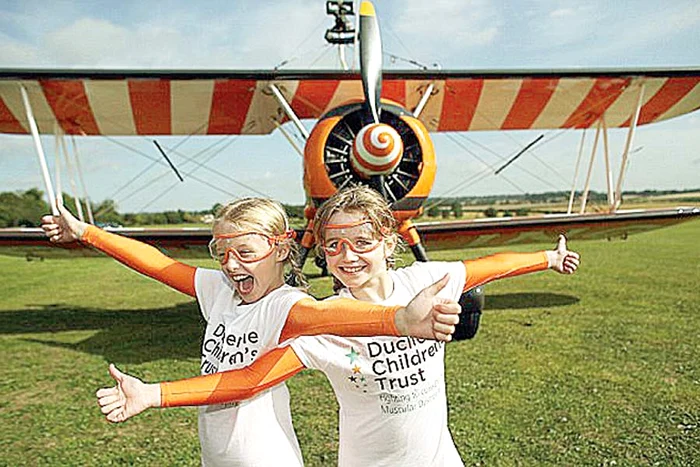 Orele de pilotaj au  costat 4.800 de dolari (Fotografii: Reuters )