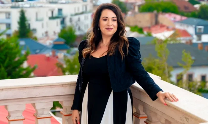 Oana Roman, cât costă o baghetă în Dorobanți vs. cât costă în Franța / foto: Instagram