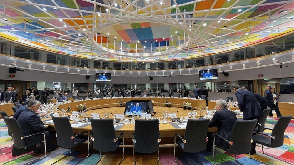 Joi, Europa în formatul „Marilor Speranțe”. Între timp, insulte grosolane între unii dintre participanți