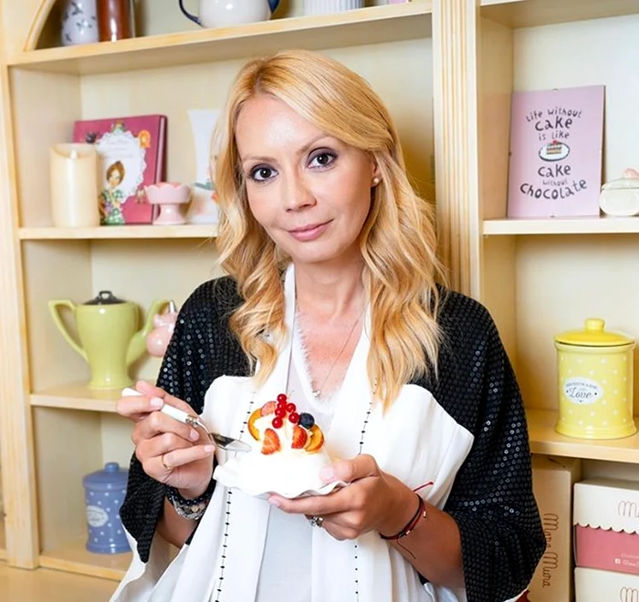 3 daciana sarbu ponta 43 de ani 2 jpg jpeg