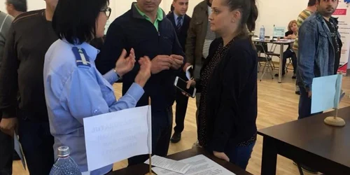 jandarmi la bursa FOTO IJJ Mehedinti 